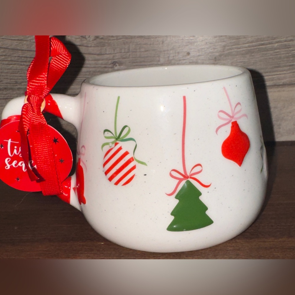 Super Cute 🥰 White Christmas Ornament Mug by SUNDAY MORNING CERAMICS - NEW